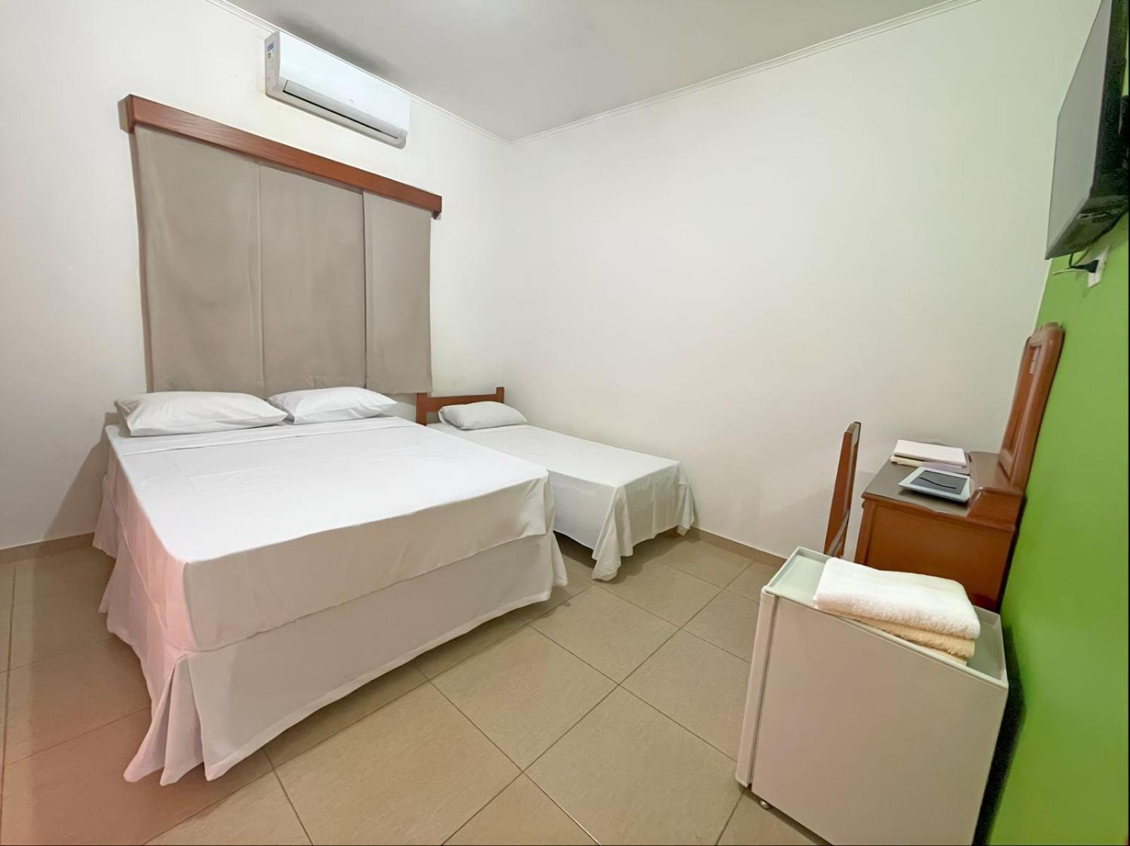 Hotel Santa Catarina Três Lagoas Exteriör bild